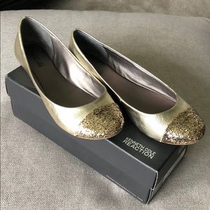 Kenneth Cole Reaction Flats - Size 9